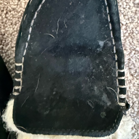 UGG Black Suede Shoes with Cream Shearling - Picture 7 of 10